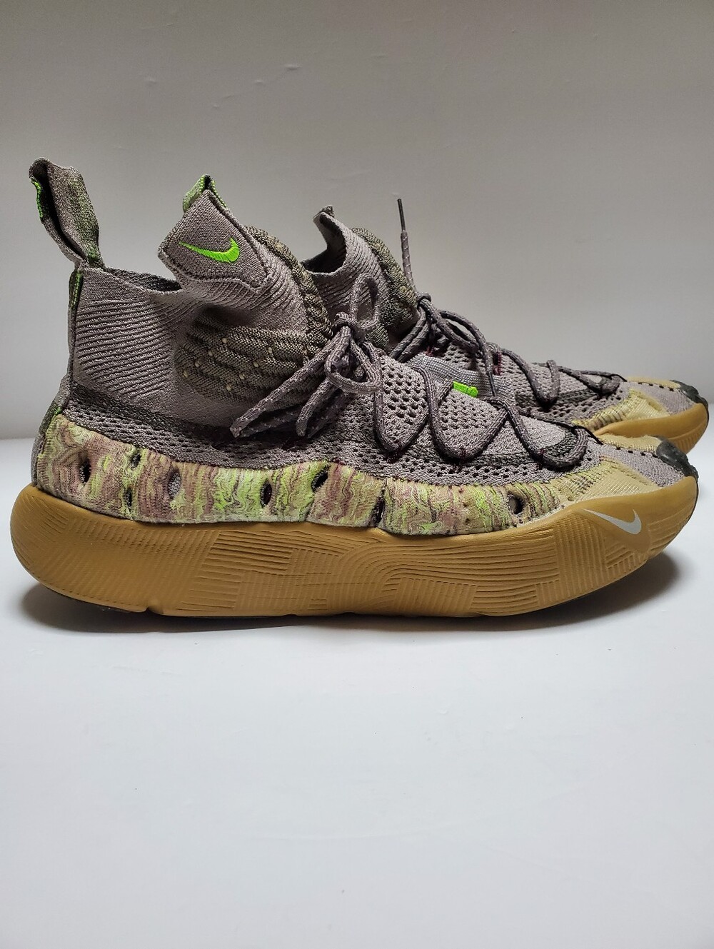 Nike ISPA Sense Flyknit "Enigma Stone/Seafoam" Men's Size 8½ CW3203-002